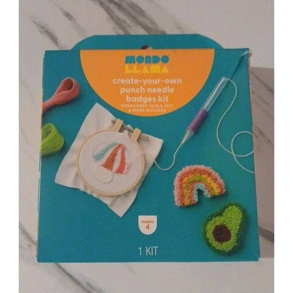 Mondo Llama Create Your Own Punch Needle Badges Kit